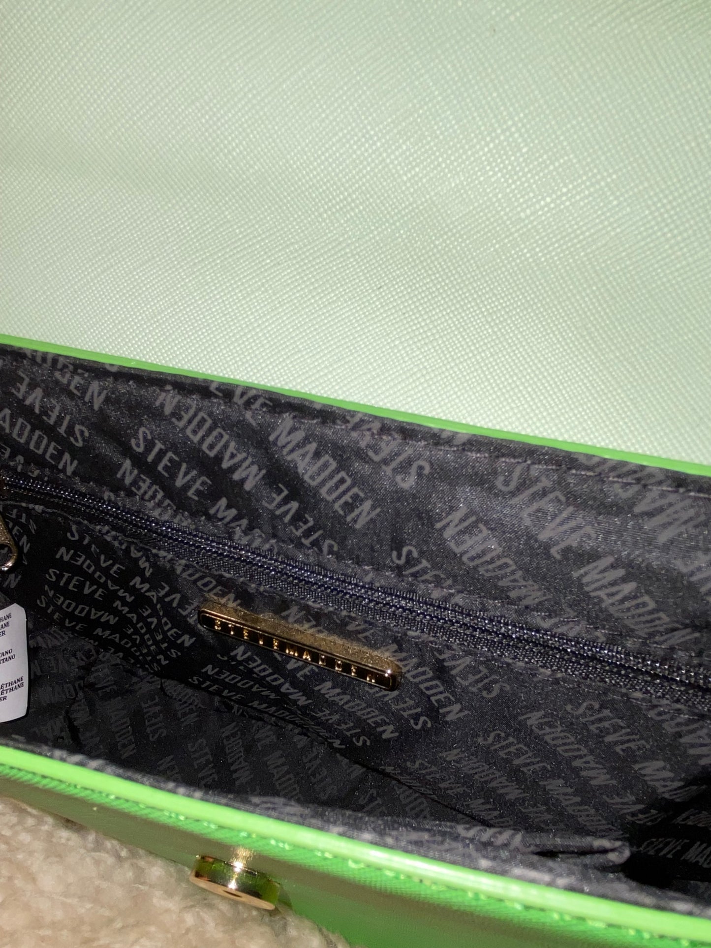 Steve Madden crossbody verde con monedero