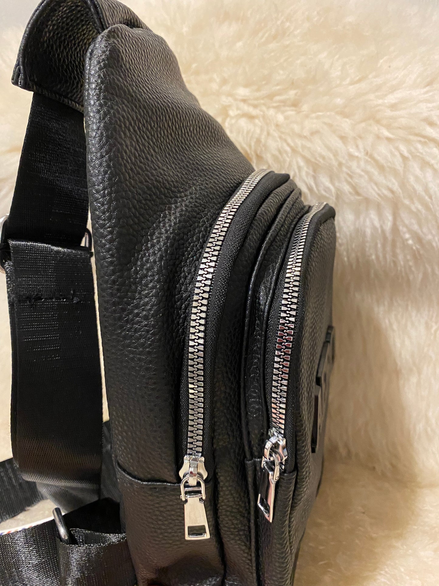 Aeropostale Mini mochila cruzada